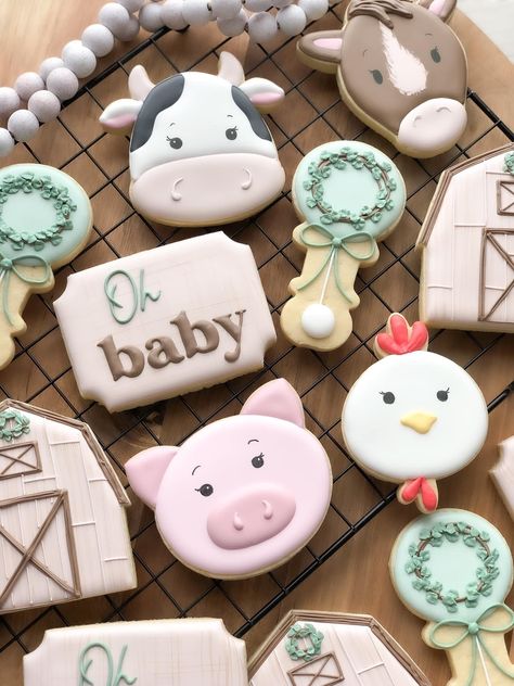 Farm Baby Shower Cookies, Farm Sugar Cookies, Decorated Biscuits, Farmer Baby, Farm Baby Shower, Farm Baby, Animal Cookies, Baby Shower Cookies, Decorated Cookies