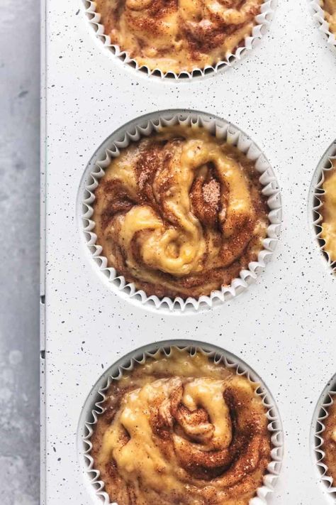 Banana Muffins Recipe Easy, Moist Banana Bread Muffins, Best Banana Muffins, Best Banana Muffin Recipe, Cinnamon Swirl Muffins, Banana Cinnamon Muffins, Banana Muffin Recipe Easy, Muffin Recipes Cinnamon, Cinnamon Swirl Banana Bread