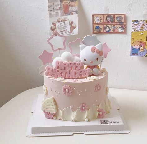 Hello Kitty Strawberry Cake, Tortas Hello Kitty, Pink Hello Kitty Birthday, Hello Kitty Torte, Hello Kitty Cake Design, Tort Hello Kitty, Bolo Da Hello Kitty, Bolo Hello Kitty, Hello Kitty Birthday Theme