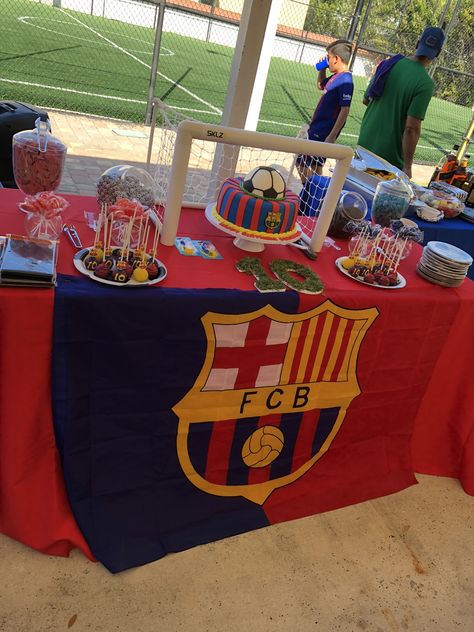 Messi Party Ideas, Barcelona Party Decoration, Barcelona Theme Birthday Party, Barcelona Birthday Shirt, Barcelona Soccer Party, Barcelona Party, Barcelona Vs Real Madrid, Messi Soccer, Soccer Birthday Parties