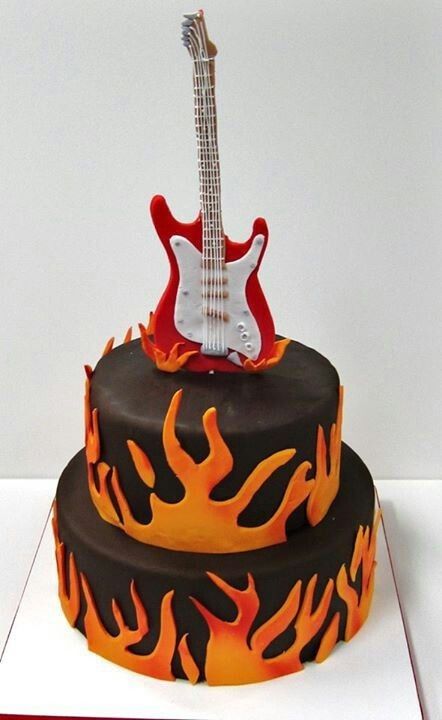 Music Cake Ideas, Rock Star Cakes, Guitar Birthday Cakes, Cupcakes Design, 22nd Birthday Cakes, Rock And Roll Birthday, Music Cakes, Rockstar Birthday, Rock Star Birthday