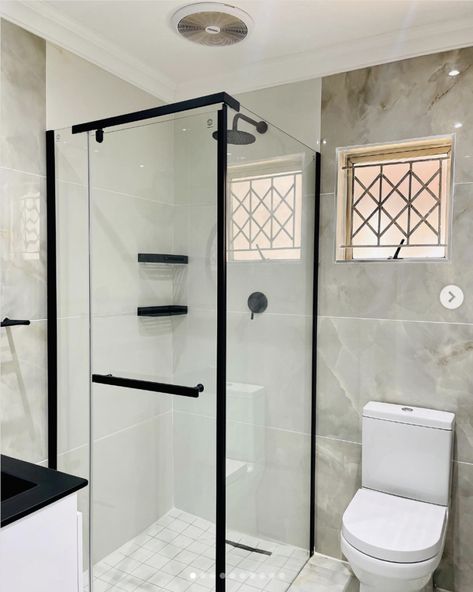 35 Fantastic Corner Shower Ideas You Will Love Corner Shower Ensuite, Small Bathroom Ideas Corner Shower Only, Corner Shower Ideas Bathroom, Small L Shaped Bathroom, Corner Shower Tile Ideas, Small Bathroom With Corner Shower Ideas, Small Stall Shower Ideas, Small Bathroom Corner Shower Ideas, Bathrooms With Corner Showers