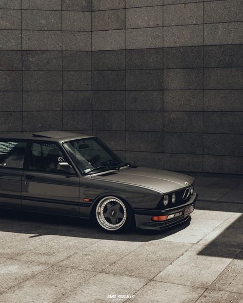 E28 Bmw, Bmw E28, Bmw E21, Bmw E30 M3, Bmw E34, Bmw Alpina, Bmw Classic, Photography Architecture, Drag Racing Cars