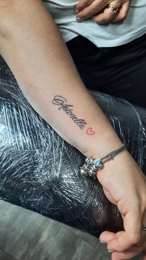 Natalie Name Tattoo, Mamma Tattoo, Tato Idea, Live Tattoo, Small Neck Tattoos, Side Tattoos, Pink Life, Tattoos For Daughters, Name Tattoo