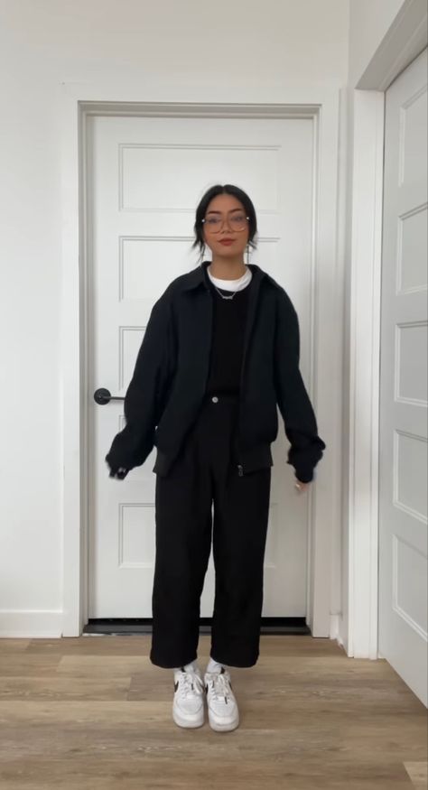 Grunge Evening Outfit, All Black Korean Outfit, Megmurayama Outfits, Grunge Work Outfit, Black Outfits Casual, Black Pants Outfits, Causual Outfits, Outfit Goals, Teenage Fashion Outfits