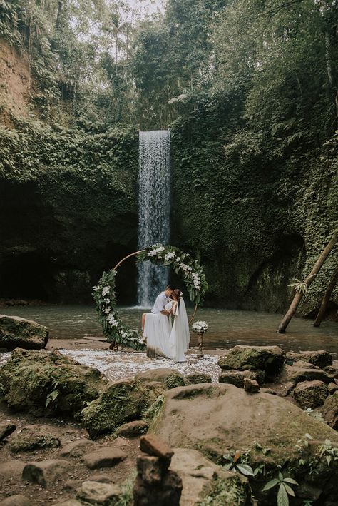 Wedding Waterfall, Waterfall Elopement, Bali Waterfalls, Max Patch, Waterfall Wedding, Brides Babes, Bali Wedding, Future Wedding Plans, Marriage Ceremony