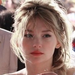 Haley Bennett on Instagram: "bb grl" Blonde Hair Women Aesthetic, Haley Bennett Aesthetic, Haley Bennett Hair, Hailey Bennett, Haley Bennett Photoshoot, Face Claim Aesthetic, Hayley Bennett, Haley Bennett Music And Lyrics, Blonde Actress