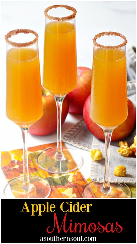 Apple Cider Mimosa Recipe, Cider Mimosa, Cider Mimosas, Apple Cider Mimosa, Thanksgiving Brunch, Having Friends, Mimosa Recipe, Fall Brunch, Thanksgiving Drinks