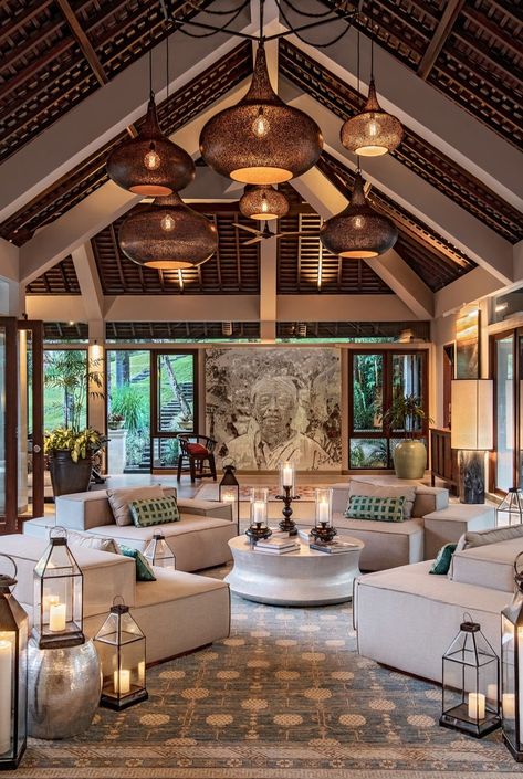 Luxury Resort Interior, Historic Apartment, Balinese Interior, Bali Interiors, Resort Interior Design, Tropical Interiors, Tropical Interior Design, Hawaii House, Resort Interior