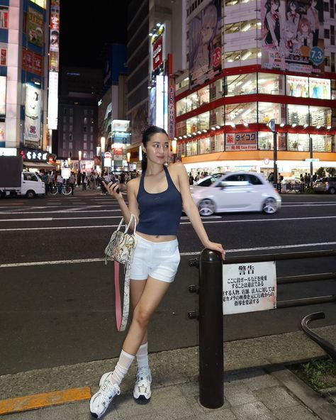 day 5: Saturday night in Akihabara 🎮🍜🌃 -grabbed ramen at Akihabara Menya Musashi Bujin -checked out some video game & anime stores but the most interesting store was the adult store 🤣🙂‍↔️ -if ur into electronics def check out Yodobashi Akiba! -we wanted to check out Imtiaz’s camera market for vintage cameras but they closed early 🥺 #tokyodiaries Night Market Aesthetic, Fit Check Poses, Japan Photo Ideas, Japan Summer Fashion, Anime Stores, Hongkong Outfit Travel, Poses Asian, Asian Fits, Hongkong Outfit