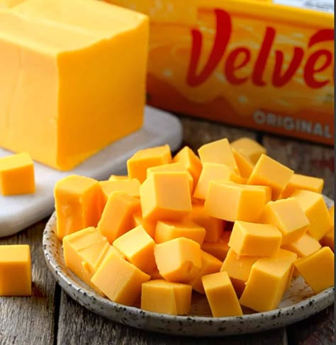 Melted Velveeta Cheese Sauce, How To Melt Velveeta Cheese, Melt Cheese On Stove, Melting Velveeta Cheese, Nachos With Velveeta Cheese, Velveeta Cheese Sauce Recipe, Nacho Cheese Sauce With Velveeta, Easy Velveeta Cheese Dip, Velvets Cheese Sauce