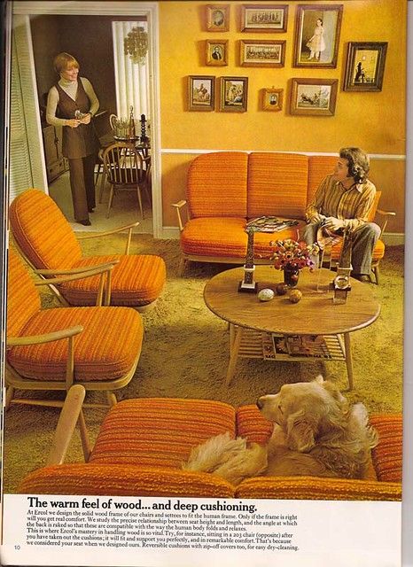 Orange Couches, 70's Furniture, 70s Style Home, Vintage Home Decor Living Room, 70s Living Room, French Vintage Home Decor, 70s Interior Design, Vintage Home Decor Boho, 70s Furniture