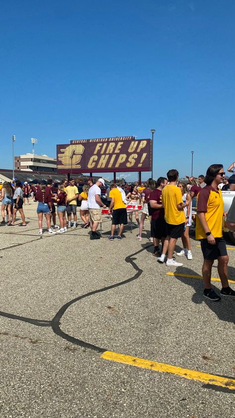 Central Michigan University Aesthetic, College Vision Board, Central Michigan University, Central University, Michigan University, Dream School, Michigan, Vision Board, University