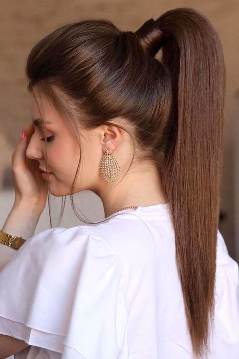 Prom Ponytail Hairstyles, Easy Bun Hairstyles, Braided Bun Hairstyles, Bob Haircut For Fine Hair, Wedding Guest Hairstyles, Peinados Fáciles Para Cabello Corto, Greasy Hair Hairstyles, Ponytail Styles, High Ponytails