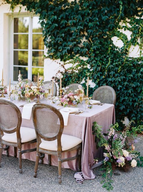 A picturesque summer Vineyard Editorial Inspired by Monet via Magnolia Rouge Impressionist Wedding, Monet Vineyards, Monet Inspired, Photojournalistic Wedding Photography, Washington Wedding, Lake Como Italy, European Wedding, Cascade Mountains, Washington Weddings