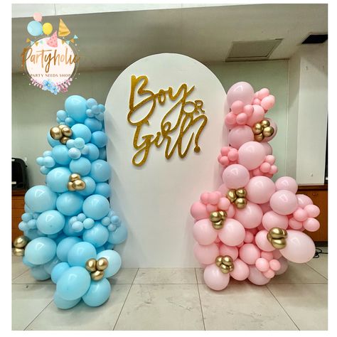 Gender Reveal Balloon Backdrop Ideas, Gender Reveal Blue And Pink Theme, Gender Reveal Balloon Backdrop, Gender Reveal Balloon Decor, Pink And Blue Dress Gender Reveal, Gender Reveal Ideas Backdrop, Gender Reveal Backdrop Ideas Outside, Gender Reveal Ideas Pink And Blue, Gender Reveal Photo Backdrop