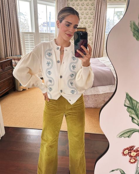 Marlo Laz, Outfit Recreation, Personal Photoshoot, Store Outfits, Working Lady, Cold Outfit, Thrift Store Outfits, Julia Berolzheimer, Spring Work Outfits