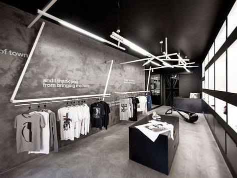 Home Atelier, Clothing Store Interior, Clothing Store Design, Retail Interior Design, Retail Inspiration, Retail Concepts, Store Interiors, Retail Store Design, Boutique Interior