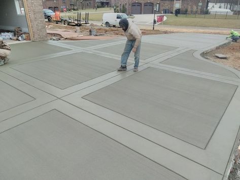 4 Car Driveway Ideas, Concrete Patio Landscaping, Stamped Concrete Driveway Ideas, Concrete Driveway Ideas, Industrial Patio, Stamped Concrete Driveway, Design Per Patio, Cement Patio, Concrete Patio Designs