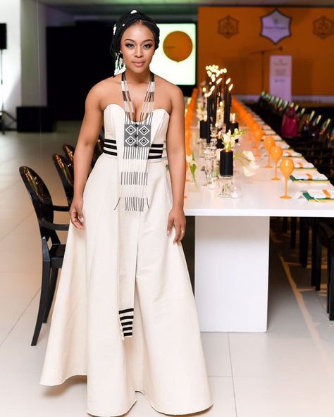 Nomzamo Mbatha Style Xhosa Outfits, Xhosa Dresses, Xhosa Traditional Dresses, Xhosa Wedding, Xhosa Traditional Attire, Xhosa Attire, South African Traditional Dresses, African Dessert, African Traditional Wear