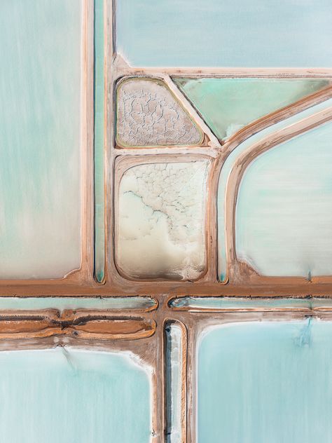 Admiring the Salt Production with Tom Hegen – Fubiz Media Tom Hegen, Salt Ponds, Aerial Photos, Aerial Images, Aerial Photograph, Scenic Photography, Photography Beach, Foto Art, Aerial Photo