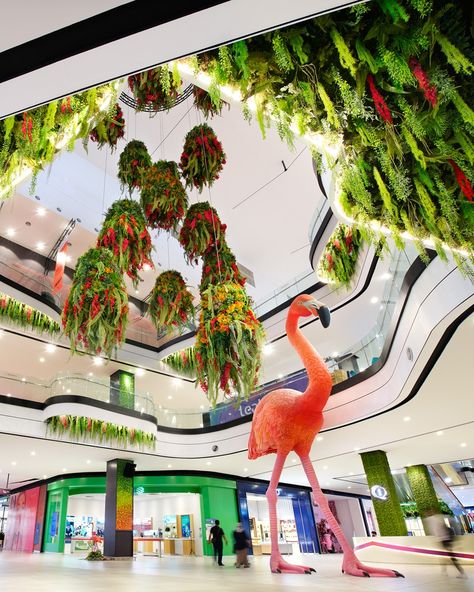 Mall Landscape, Mall Installations, Shopping Mall Landscape Design, Outdoor Shopping Mall, Mall Of Asia Seaside, Mall Decor, Atrium Design, Putrajaya, Mall Design