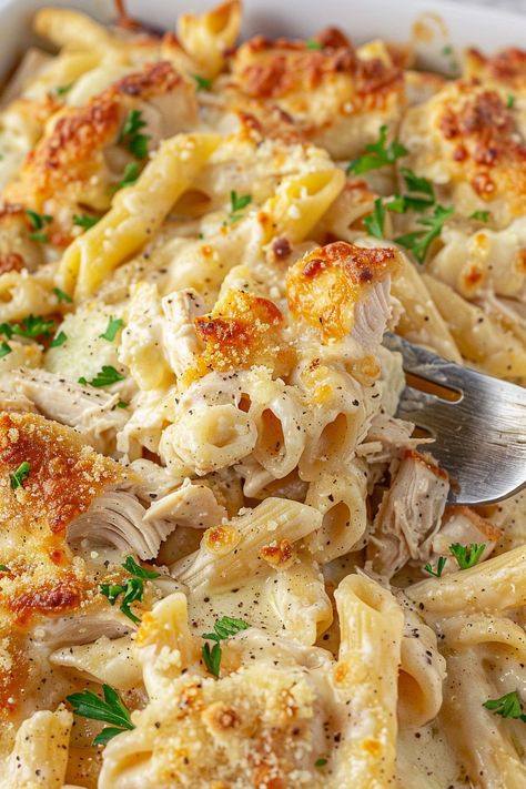 Garlic Parmesan Chicken Pasta Bake - a creamy, cheesy, easy-to-make dinner perfect for weeknights. Try this family favorite tonight! Garlic Parmesean Chicken, Creamy Garlic Chicken Pasta, Garlic Parmesan Chicken Pasta, Parmesan Chicken Pasta, Creamy Parmesan Chicken, Garlic Chicken Pasta, Chicken Pasta Casserole, Garlic Parmesan Pasta, Cheesy Chicken Pasta