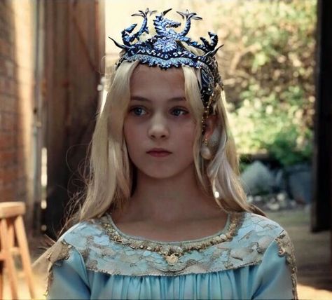 Blonde Child Face Claim, Valyrian Face Claim, Targaryen Child, Targaryen Children, Targaryen Face Claim, Daella Targaryen, Velaryon Aesthetic, Anamaria Vartolomei, Visenya Targaryen