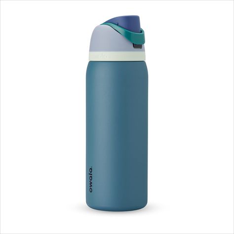 Elevate your hydration game with the Owala FreeSip, the ultimate insulated stainless steel water bottle for sports and travel. Its advanced insulation technology keeps drinks at the perfect temperature, and the FreeSip system lets you drink in two ways. BPA-free, with a 24 oz capacity and a striking blue/teal (Denim) color, this bottle seamlessly blends practicality, durability, and modern style. Perfect for those who value health, convenience, and a touch of elegance in every sip!" 💧🚴‍♂️🌍 Owala Water Bottle, Ice Cup, Baby Drinks, Sports Water Bottle, Bottle With Straw, Toddler Travel, Free Sport, Reusable Bottle, Sports Water