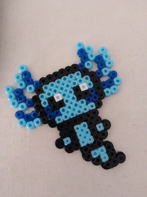 Pearl Beads Ideas Free Pattern, Perler Bead Tiny Patterns, Melting Beads Patterns Easy, Perler Beads Designs Pattern Easy, Melting Beads Ideas Easy, Hamma Beads Ideas Easy, Bluey Perler Bead Patterns, Blue Perler Bead Patterns, Melty Beads Ideas Easy