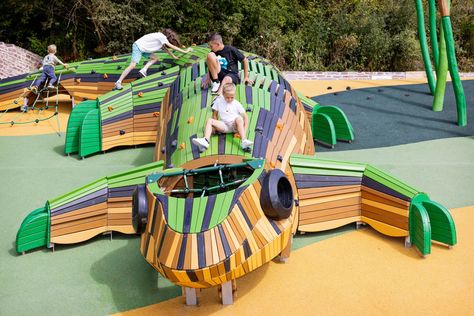 Lizard Playground at Parc de Beauregard-Quincé - KOMPAN Playground Idea, Westminster School, Cool Playgrounds, Playground Structures, Grace Park, Types Of Play, The Lizard, Playground Design, Play Structure