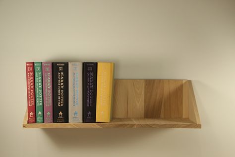 Floating Bookshelf Minimal Floating Bookshelf Apartment - Etsy Bookshelf Apartment, Minimal Bookshelf, Harry Potter Stone, Minimalist Bookshelves, Reclaimed Hardwood Flooring, Floating Bookshelf, Wooden Bookshelf, Minimalist Living Room Design, Modern Bookshelf