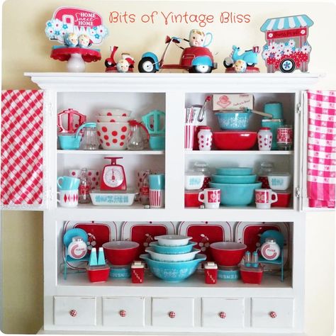 Finally got the 4th of July put away!!! Time for some red and turquoise❣💙❣ Happy Thursday Friends❤💙 #bitsofvintagebliss #bitsofbliss… Red And Turquoise Kitchen, Turquoise And Red Aesthetic, Turquoise Red Christmas, Red Aqua Christmas, Red And Turquoise Kitchen Farmhouse, Red And Teal Kitchen, Red Kitchen Decor, Teal Kitchen, Red Kitchen