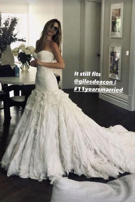 Abbey Clancy rewearing her wedding dress on her wedding anniversary Giles Deacon, Peter Crouch, Ceremony Outfit, 11 Year Anniversary, Abbey Clancy, Maldives Beach, Lace Dress Vintage, Beach Ceremony, Old Dresses