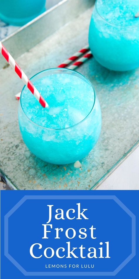 Christmas Slushie Drinks, Slushy Alcohol Drinks Christmas, Alcoholic Drinks Slushies, Frozen Christmas Drinks Alcohol, Blue Christmas Cocktail Recipe, Fun Festive Drinks, Fun Winter Alcoholic Drinks, Fun Cocktail Recipes Winter, Christmas Frozen Drinks