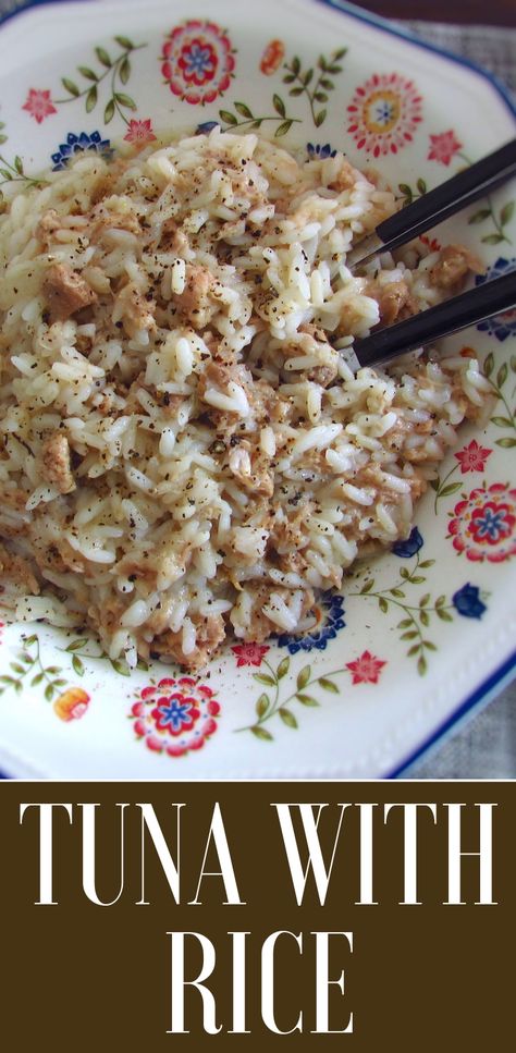 If you don't have much time, we have the right solution for you! This tuna with rice recipe is simple, quick and quite tasty. #recipes #rice #tuna Tuna Fish And Rice Recipes, Tuna Rice Broccoli, Canned Tuna Recipes Gluten Free, Creamed Tuna Over Rice, Tuna And Brown Rice Recipes, Eggs And Tuna Recipes, Ground Tuna Recipes, Tonnino Tuna Recipes, Rice And Canned Tuna