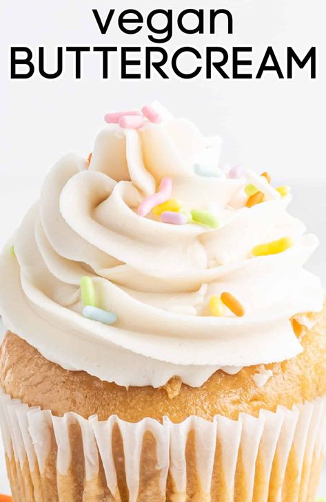 Vegan Buttercream Frosting Vegan Icing, Vegan Frosting Recipe, Vegan Buttercream Frosting, Dairy Free Frosting, Vegan Buttercream, Vegan Frosting, Vegan Side Dishes, Vegan Sandwich, Savory Vegan