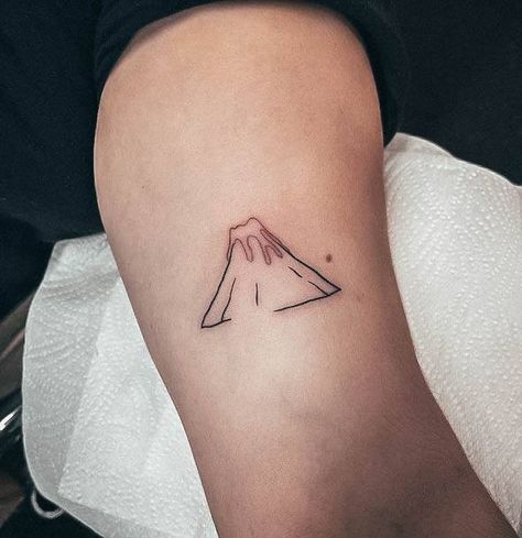 Simple Volcano Tattoo, Acatenango Volcano Tattoo, Small Volcano Tattoo, Volcano Tattoos, Volcano Tattoo Minimalist, Lava Tattoo, Volcano Tattoo, Aurora Tattoo, Art Inspired Tattoos