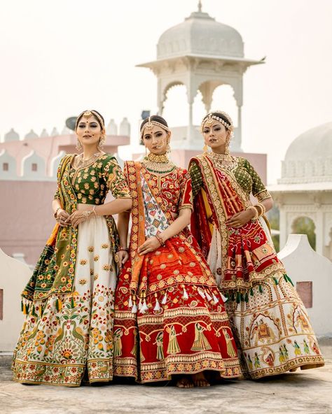 Photo By Creative Stylista Boutique - Bridal Wear Best Indian Wedding Dresses, Designer Bridal Lehenga Choli, Latest Bridal Lehenga, Wedding Lehenga Designs, Lehenga Designs Simple, Indian Bride Outfits, Bridal Lehenga Collection, Designer Ethnic Wear, Indian Party