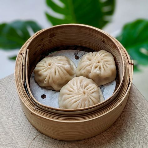 D'life Signature 蔬品軒 Outram, Singapore Xiao Long Bao Review | abillion Xiao Long Bao, Dumpling Filling, Steamed Dumplings, Vegan Eats, Soy Protein, Dim Sum, Vegan Eating, Taste Buds, Vegan Friendly