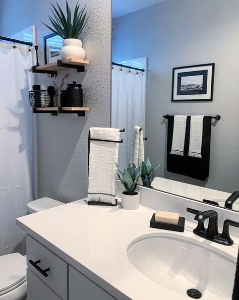 Long Bathroom Ideas Decor, Apartment Bathroom Aesthetic Luxury, Your Approved, Apartment Restroom Decor Ideas, Apartment Aesthetic Black Women, Kitchen Ideas Decoration Apartments, All Black Bathroom Ideas Decor, Small Master Bath Decor Ideas, Black Bathroom Apartment