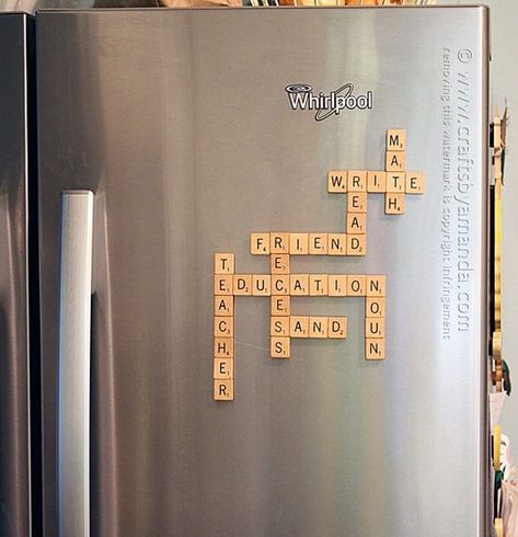 We love playing Scrabble, but with everyone’s busy schedules we haven’t played board games in a while. Make your very own Refrigerator Scrabble Game! Deco Mesh Pumpkin, Plastic Spoon Crafts, Scrabble Tile Crafts, Old Board Games, Scrabble Game, Board Game Pieces, Spoon Crafts, Tile Crafts, Crafts For Seniors