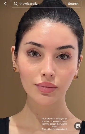 Queen Liz, I Am Beautiful, Instagram Photo Inspiration, Feminine Energy, Makeup Inspo, Better Life, Makeup Yourself, Photo Inspiration, Pretty People