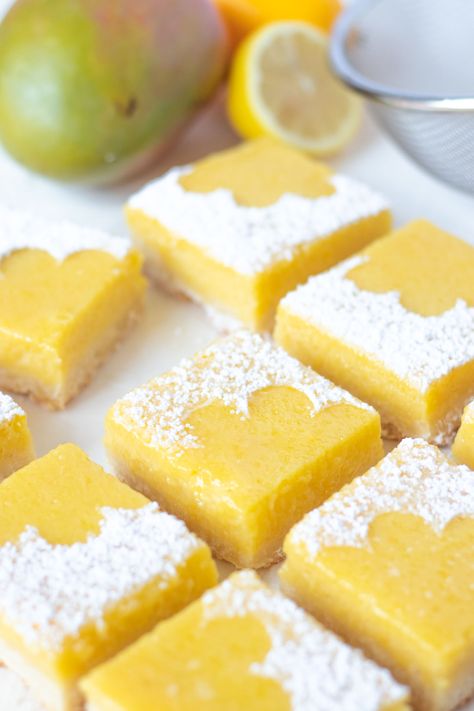 Aperitif, Mango Lemon Bars, Mango Puree Desserts, Mango Snacks, Potluck Snacks, Mango Bars, Shortbread Cookie Crust, Mango Tart, Mango Dessert Recipes