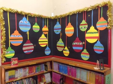 Children's library display, Christmas display Christmas Display Classroom, Natal, Preschool Christmas Wall Display, Christmas Display School, Christmas Display Ideas School, Christmas School Display, Christmas Display Library, Library Displays Christmas, Christmas Classroom Display