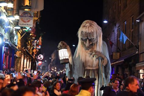 Photos of Halloween 2016 - The AtlanticA member of street performance troupe Macnas participates in their 30th anniversary during the Halloween parade called Savage Grace in Galway, Ireland, on October 30, 2016. Savage Grace, Halloween History, Halloween Parade, Galway Ireland, Sky Garden, Halloween 2016, Irish Art, Photo Boards, Halloween 2018