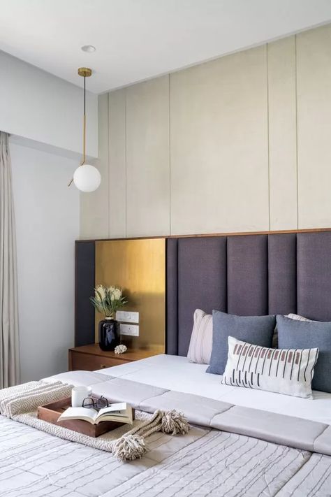 A House That Is Warm And Comforting, Keeping Up With The Modern Outlook | Neev Design Studio Villa Interiors, Bed Back Design, Bed Unit, Head Boards, Luxury Bedroom Decor, Bedroom Interiors, Urban Decor, Modern Bedroom Interior, Brass Plate