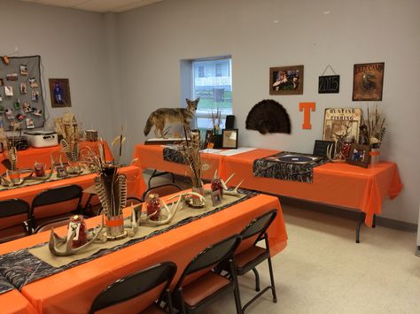 Hunting Themed Retirement Party, Hunting 50th Birthday Party, Camo Burlap Ideas, Hunting Theme Retirement Party Ideas, Hunting Themed Party Favors, Hunting And Fishing Themed Party, Hunting Fishing Birthday Party, Camoflauge Party Decorating Ideas, Hunter Party Hunting Themes