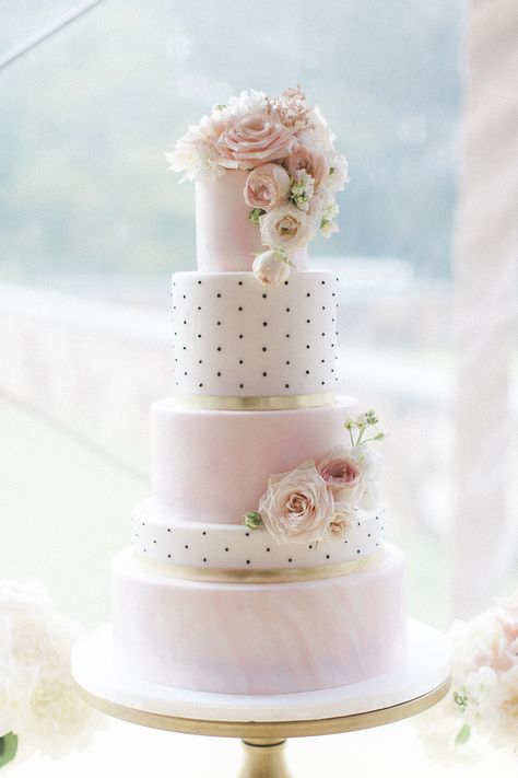 Polka Dot Wedding Cake, Wedding Cake Tutorial, Cake Decorating Party, Polka Dot Cakes, Long Tables, Fondant Wedding Cakes, Elizabeth Anne, Cake Photography, Polka Dot Wedding