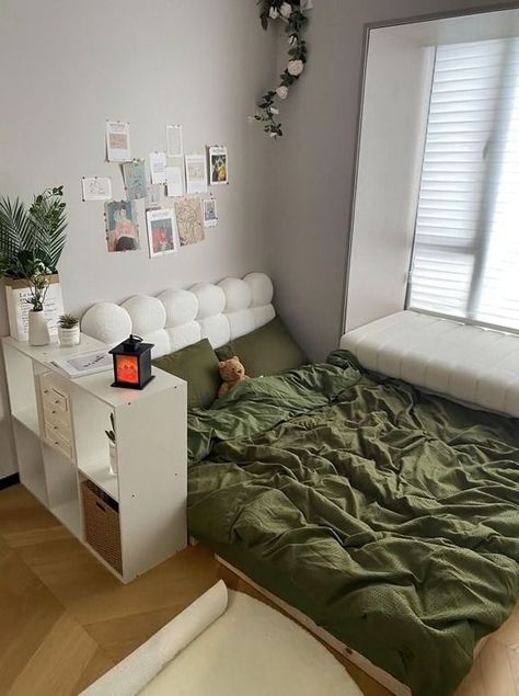 Small Room Makeover, Bedroom Ideas For Small Rooms Cozy, Small Room Decor, Bedroom Decor Inspiration, Pinterest Room Decor, Small Room Design, Cozy Room Decor, Chic Living, Girl Bedroom Decor